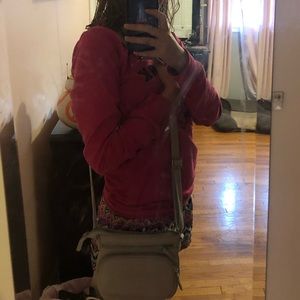 ✨Beige purse and black purse✨